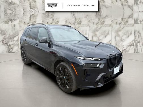 Carbon Black Metallic 2024 BMW X7 M60i
