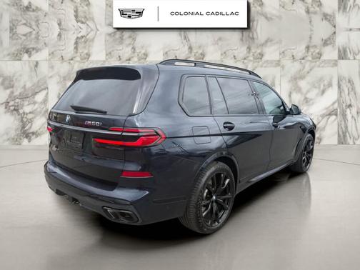 Carbon Black Metallic 2024 BMW X7 M60i