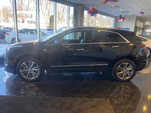 2024 Cadillac XT5 Premium Luxury