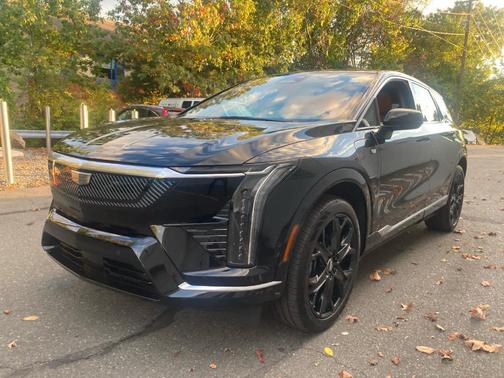2025 Cadillac OPTIQ Luxury