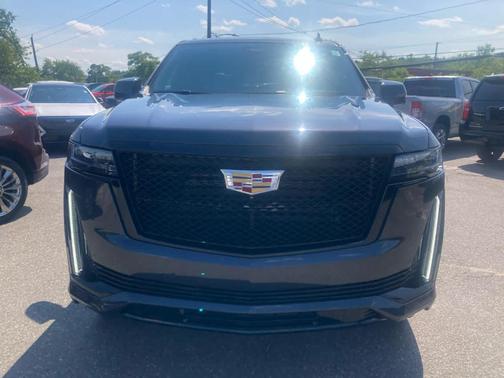2024 Cadillac Escalade ESV Sport