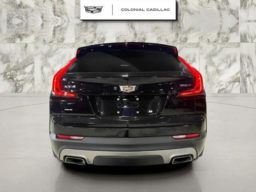 2020 Cadillac XT4 Premium Luxury