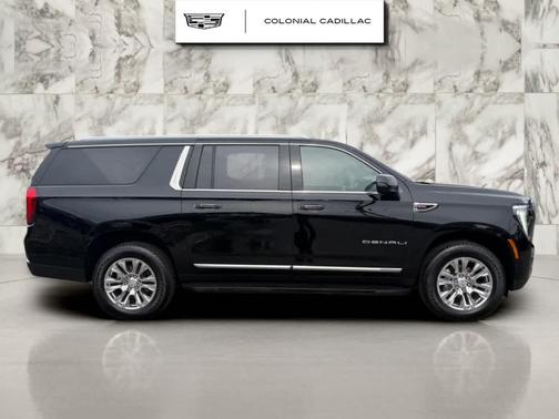Onyx Black 2025 GMC Yukon XL Denali