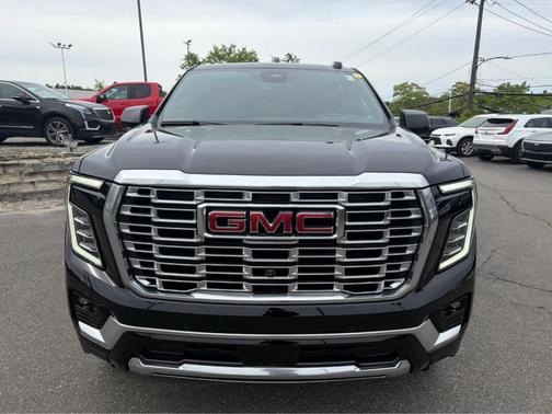 Onyx Black 2025 GMC Yukon XL Denali