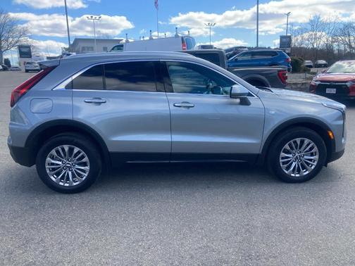 Silver Metallic 2025 Cadillac XT4 Premium Luxury