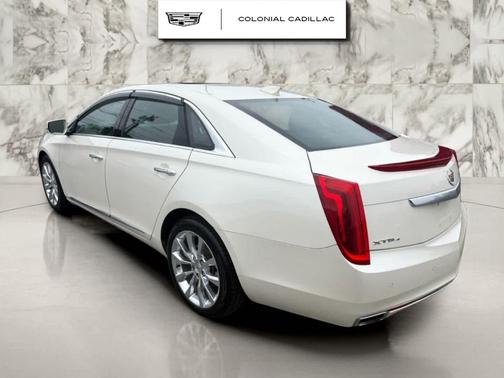 White Diamond Tri-Coat 2015 Cadillac XTS Luxury