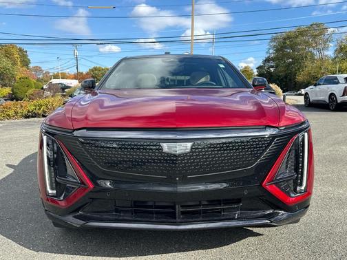 2025 Cadillac LYRIQ Sport