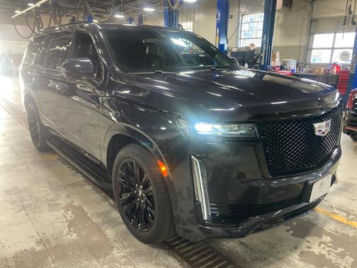 2023 Cadillac Escalade Sport Platinum