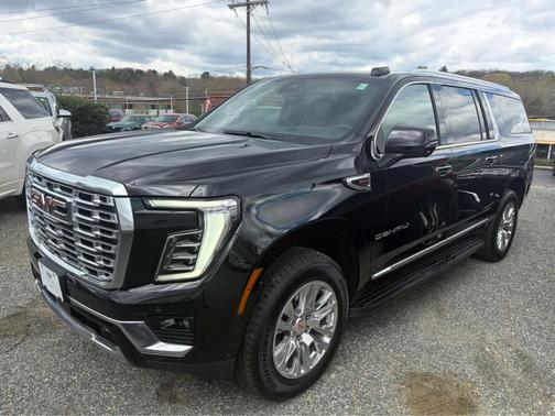 Onyx Black 2025 GMC Yukon XL Denali