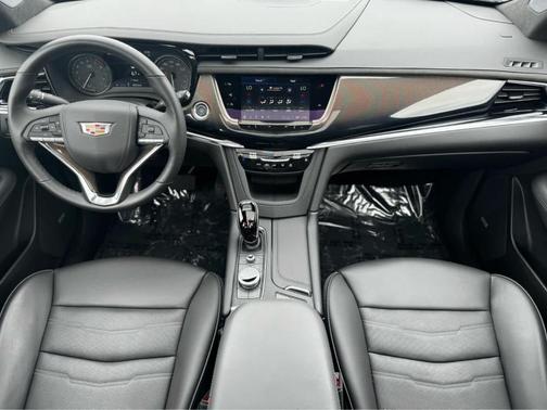 2024 Cadillac XT6 Premium Luxury AWD