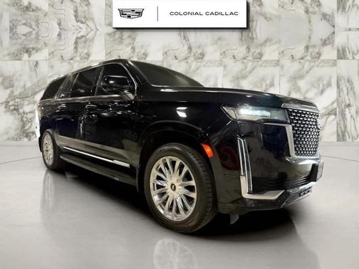 2022 Cadillac Escalade ESV Luxury