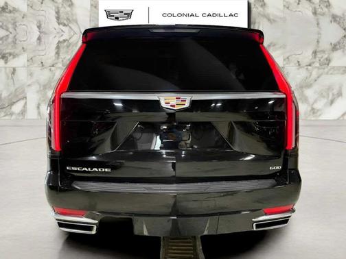 2022 Cadillac Escalade ESV Luxury