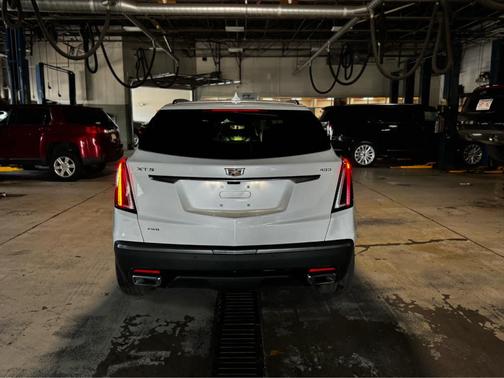 2023 Cadillac XT5 Sport