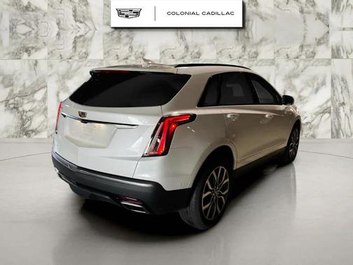2023 Cadillac XT5 Sport