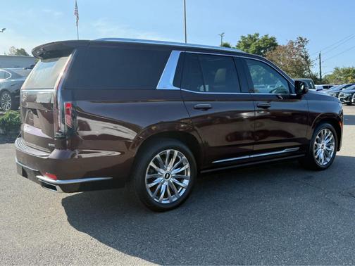 2022 Cadillac Escalade Premium Luxury