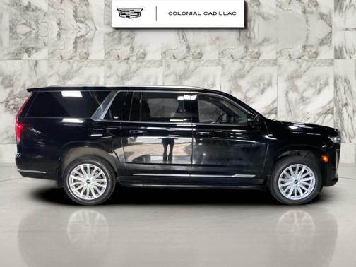 2023 Cadillac Escalade ESV Luxury