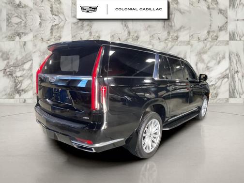 2023 Cadillac Escalade ESV Luxury