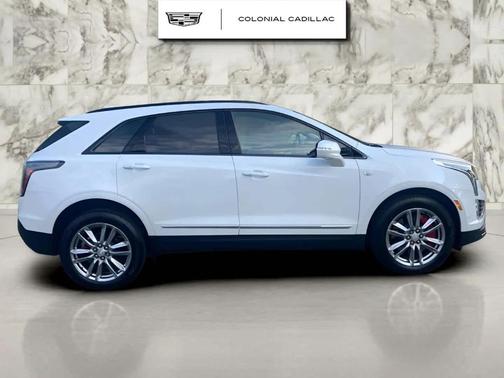 2025 Cadillac XT5 Sport