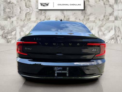 2024 Volvo S90 B6 Plus