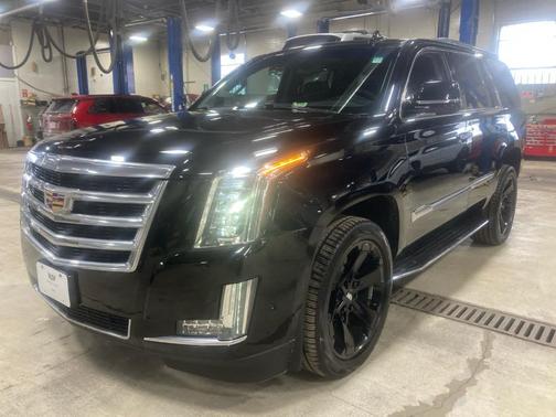 2019 Cadillac Escalade Standard