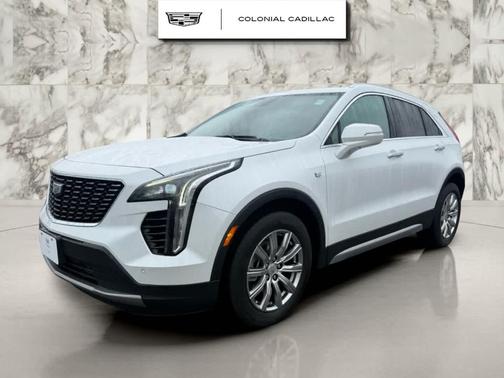 2022 Cadillac XT4 Premium Luxury