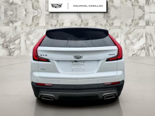 2022 Cadillac XT4 Premium Luxury