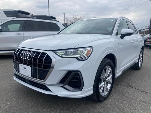 2024 Audi Q3 45 S line Premium