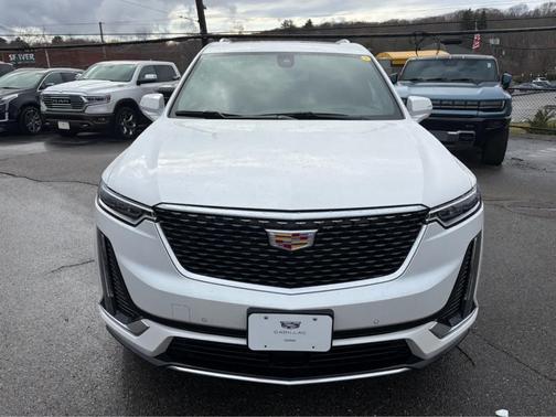Crystal White Tri-Coat 2025 Cadillac XT6 Premium Luxury AWD