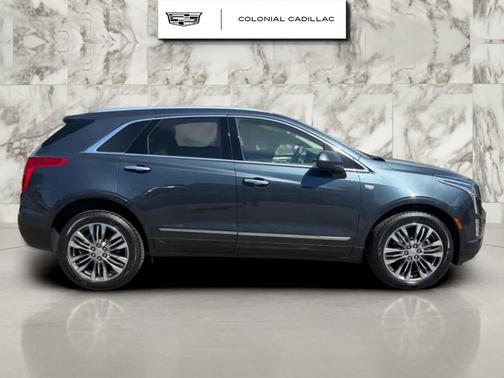Shadow Metallic 2019 Cadillac XT5 Luxury