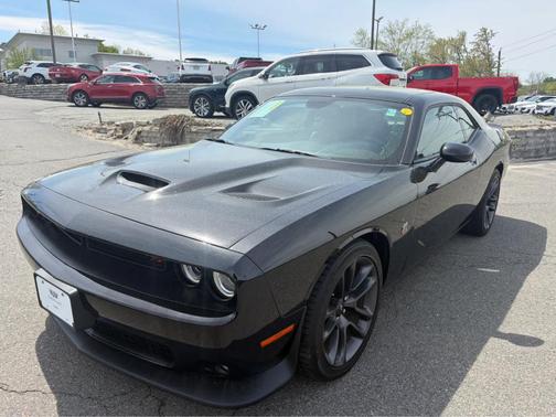 Pitch Black Clearcoat 2021 Dodge Challenger R/T Scat Pack