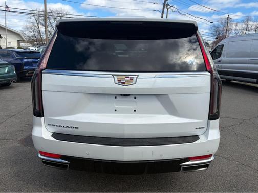 Crystal White Tri-Coat 2022 Cadillac Escalade Premium Luxury