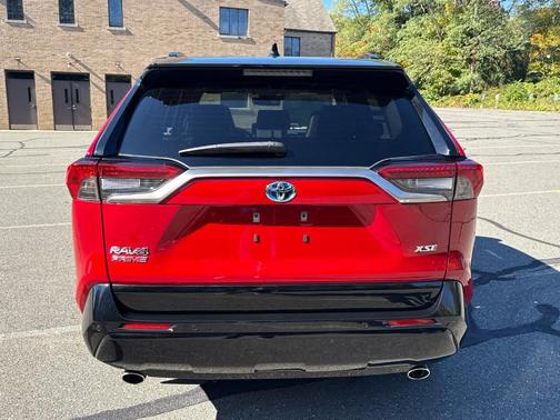 2024 Toyota RAV4 Prime XSE
