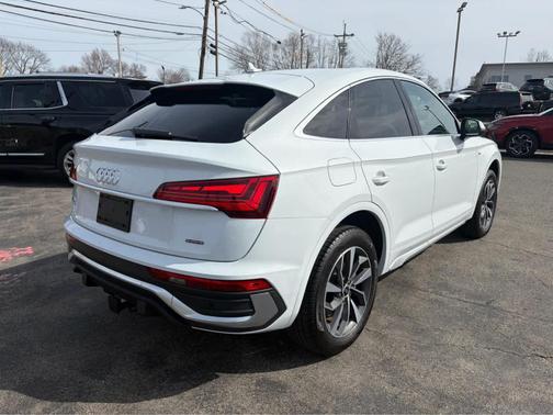 2024 Audi Q5 45 S line quattro Premium