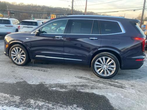 2025 Cadillac XT6 Premium Luxury AWD