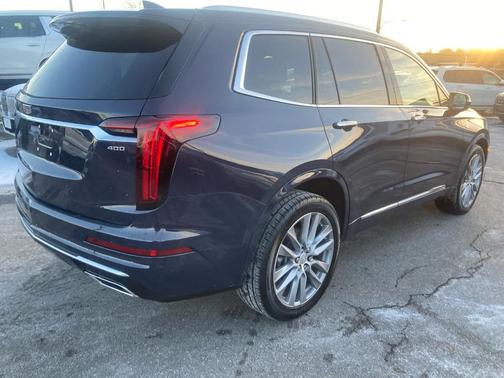 2025 Cadillac XT6 Premium Luxury AWD