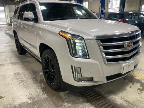 2020 Cadillac Escalade Premium Luxury