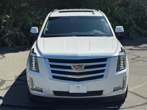 2020 Cadillac Escalade Premium Luxury