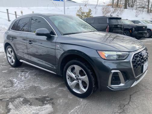 2022 Audi Q5 45 S line Premium Plus
