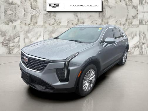 Silver Metallic 2024 Cadillac XT4 Luxury