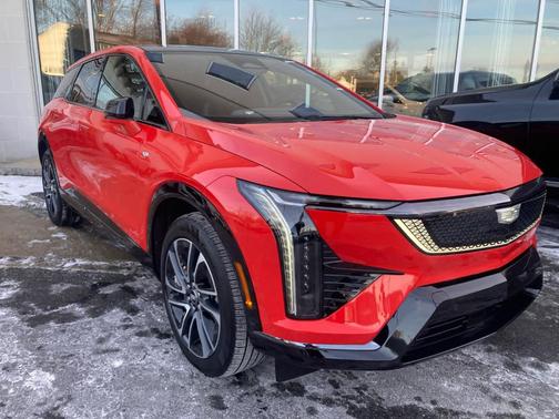 2025 Cadillac OPTIQ Sport