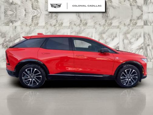 2025 Cadillac OPTIQ Sport