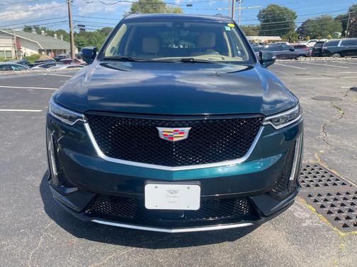 2024 Cadillac XT6 Sport AWD
