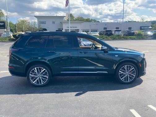 2024 Cadillac XT6 Sport AWD