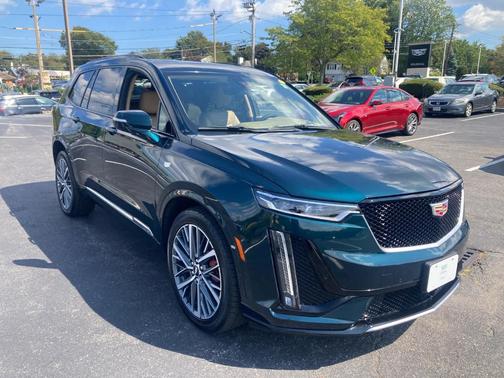 2024 Cadillac XT6 Sport AWD