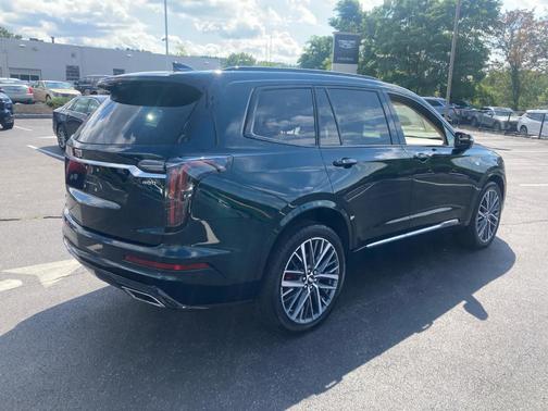 2024 Cadillac XT6 Sport AWD