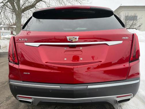 2022 Cadillac XT5 Premium Luxury