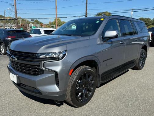 2022 Chevrolet Suburban RST