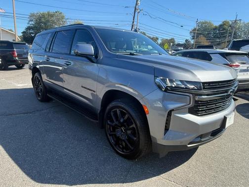 2022 Chevrolet Suburban RST