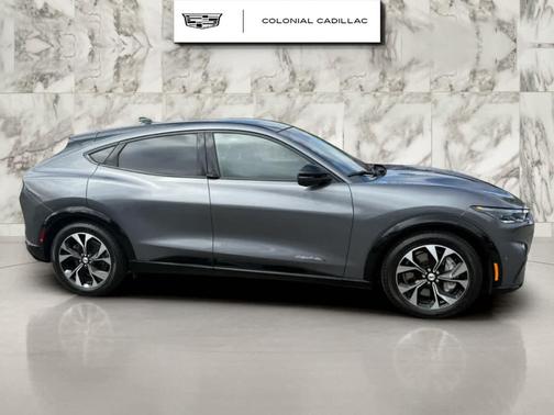 2021 Ford Mustang Mach-E Premium