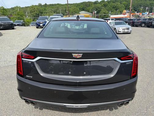 Manhattan Noir Metallic 2019 Cadillac CT6 Luxury